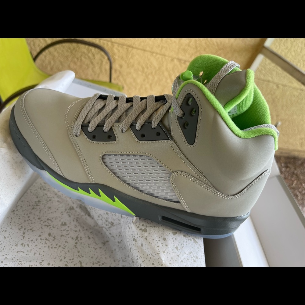 Air Jordan 5 Retro